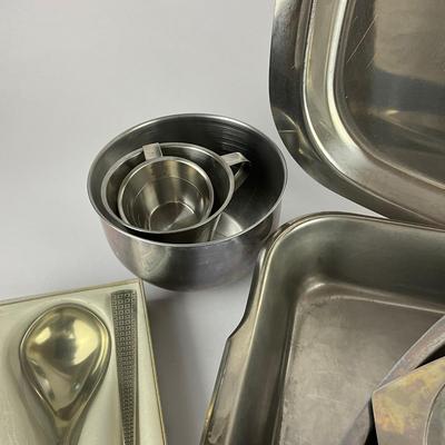 184 Ten Piece Stainless Steel Serving Pieces