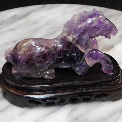 Beautiful Carved Amethyst Horse on Wooden Base 3” Tall