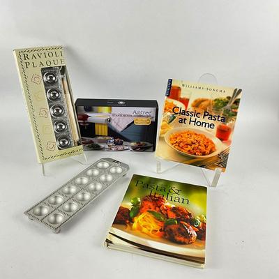193 Antree Stand Mixer Attachment Piece With Two Pasta Cook Books