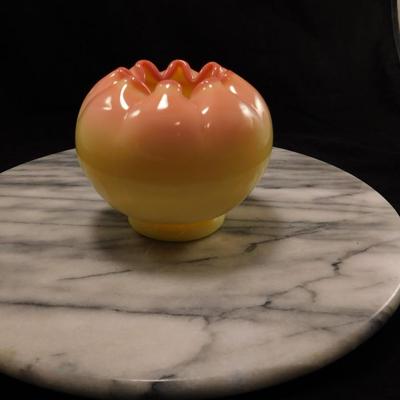 Sweet Vintage FENTON Tight Crimp Rose Bowl w/ Uranium Glass Glow