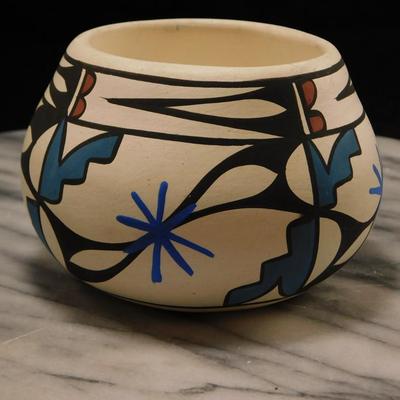Native American South West Mini Pot, Signed 1991
