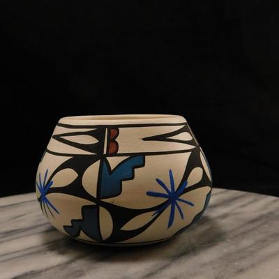 Native American South West Mini Pot, Signed 1991
