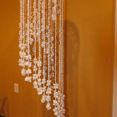 Vintage Spiral Cowrie Shell Wind Tinkler 45”