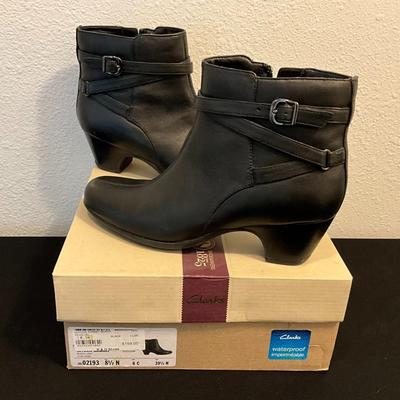 NEW Clark Leather Boot 8.5N