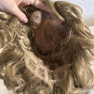 Several Neutral Hair Colored Wigs (PBC-DZ)
