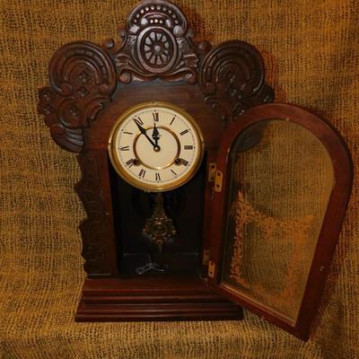 Very Vintage Westminster Mantle Clock 22.75”x14.5”x5.25”