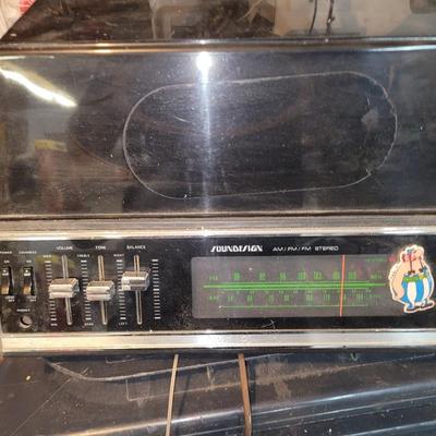 Vintage Sound design receiver/record player and GE speakers