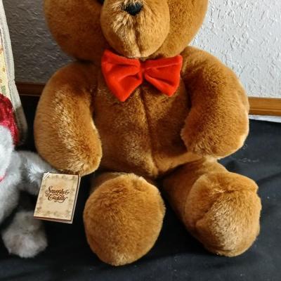 Brand new Bear pattern luggage with wheels and two teddy bears Dakin & Snuggly & Cuddly