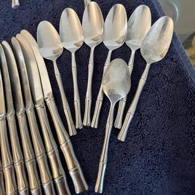 VINTAGE SUPREME STAINLESS FLATWARE JAPAN