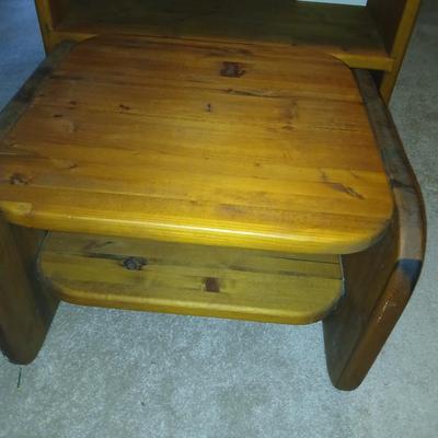 Butcher block two-tiered end table