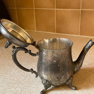 VINTAGE INTERNATIONAL SILVER PLATED COFFEE OR TEA SET