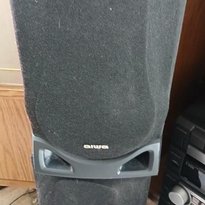 Aiwa Stereo system with record player - dual cassette - CD and Tuner