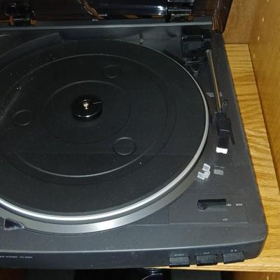 Aiwa Stereo system with record player - dual cassette - CD and Tuner