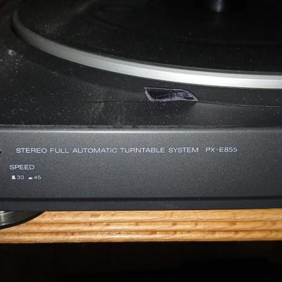 Aiwa Stereo system with record player - dual cassette - CD and Tuner
