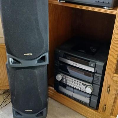 Aiwa Stereo system with record player - dual cassette - CD and Tuner