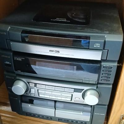 Aiwa Stereo system with record player - dual cassette - CD and Tuner