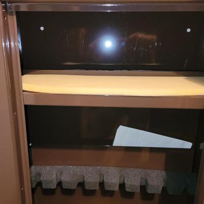 Homak home security gun safe w 2 keys
