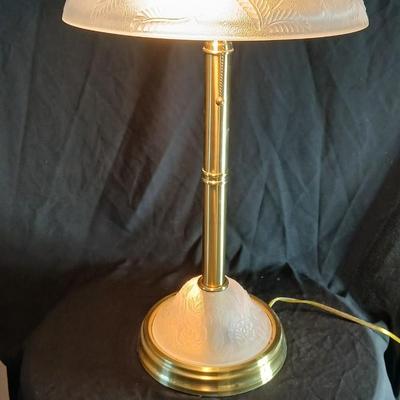 Beautiful, frosted glass lamp with Roses - With night-light base