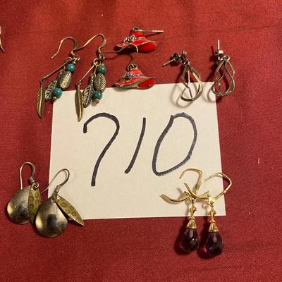 Pierced Earrings