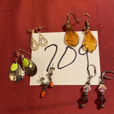 Pierced Earrings