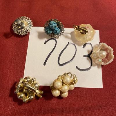 Vintage Clip on Earrings