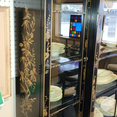 Drexel Heritage Chinoiserie Breakfront China Cabinet