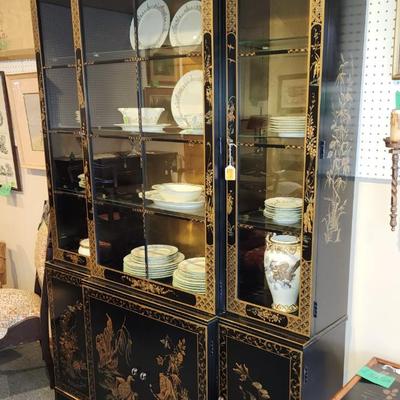 Drexel Heritage Chinoiserie Breakfront China Cabinet