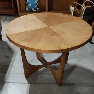 Vintage Broyhill Brasilia End Table Side Table - MCM