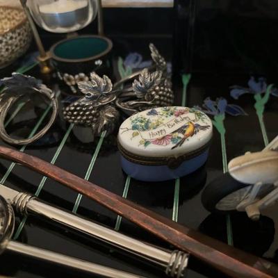 Lot 32 - Multiple Items in Tray Music Box Cloisonné Vase