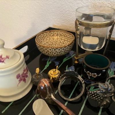 Lot 32 - Multiple Items in Tray Music Box Cloisonné Vase