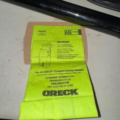 Oreck MODEL: BB1200D TYPE:4 Vacuum