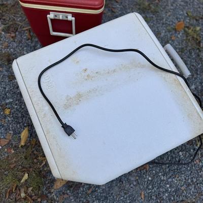 245 Igloo Ice Chest LOT