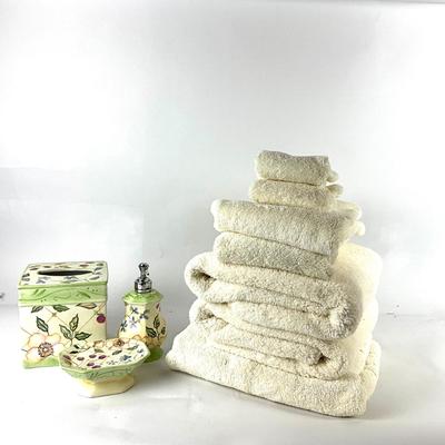 227 Tracy Porter Bathroom Collection with Towels