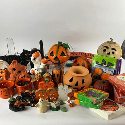 229 Large Lot of Halloween Decor