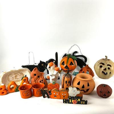 229 Large Lot of Halloween Decor