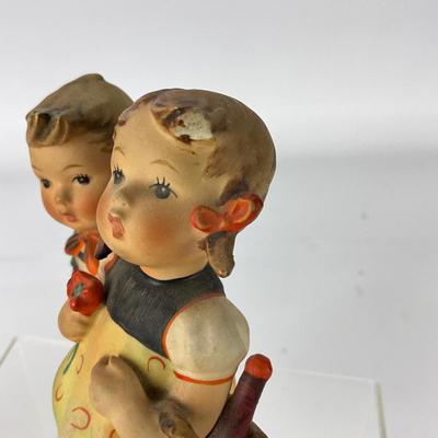 294 Hummel , Royal Doulton Figurine Lot