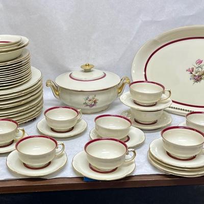 Sale Photo Thumbnail #219: Includes: (12) 11" dinner plates, (1) 8" lidded soup tureen, (11) coffee cups, (12) saucers, (12) 7.5" salad plates, (2) 7.5" bowls, (2) 5.5" small bowls, (2) 6"small plates, and (1) 16" oval Serving Platter.  All in good condition.