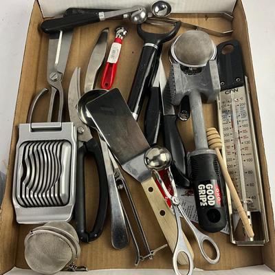 316 Large Lot of Kitchen Utensils, OXO, Kitchen Aid and More