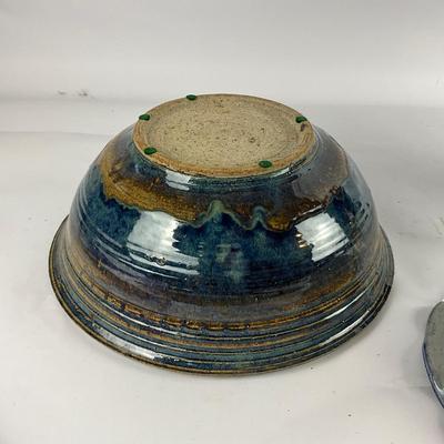 317 Lot of Pottery Bowls and Flower Pot