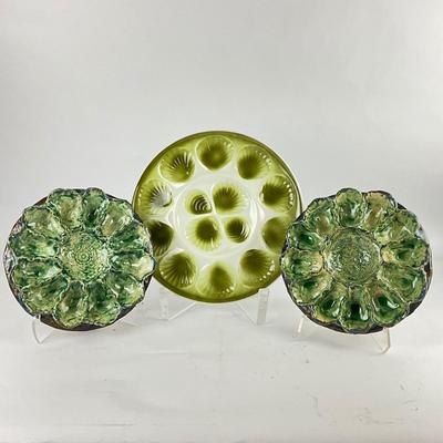 318 Set of Majolica Oyster Plates with Clam Plate