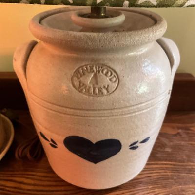 328 Pinewood Valley Pottery Lamp and Flower Pot