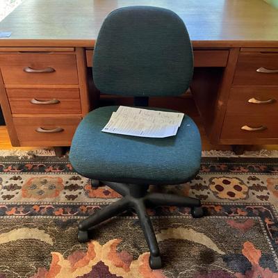 335 Mid Century Mahogany Office Desk and Chair