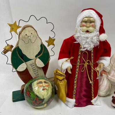 Christmas Santa Claus Lot 6 pieces