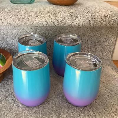 monkey pod lot, glass vase, 4 on the go cups