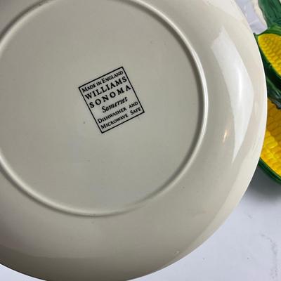 359 William Sonoma Somerset Plates w/ Corn Holders
