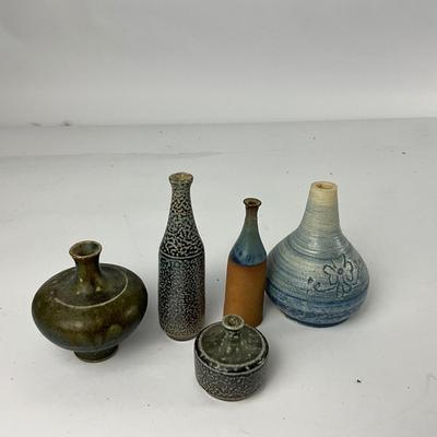 362 Vintage 5 piece Miniature Pottery Lot
