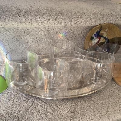govino plastic glasses with thumb rest -8