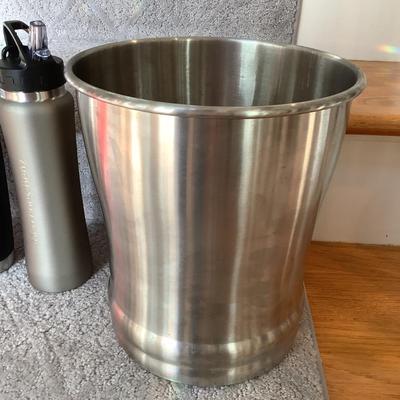 2 Yeti coffee cups, Mercedes Benz water bottle lot