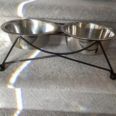 Dog bowl set lot