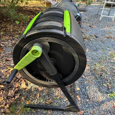 256 Like New MAZE Compost Tumbler